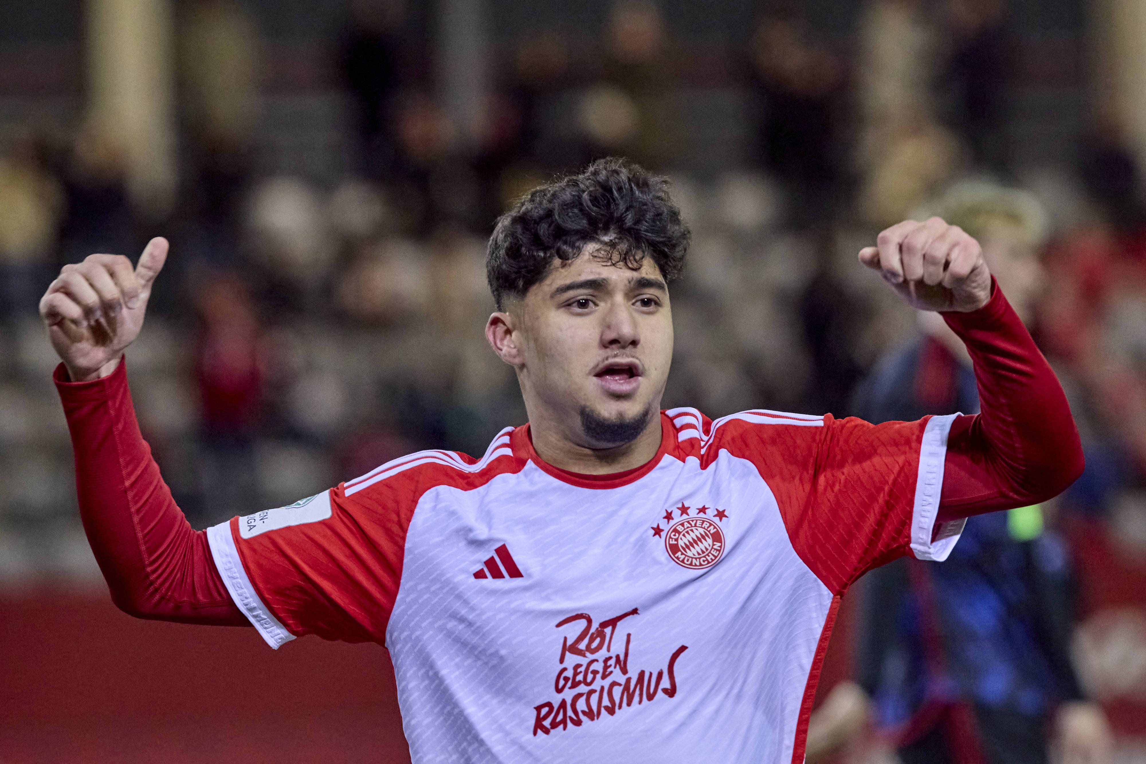 荷甲倒计时；拜仁慕尼黑国际比赛日造点机会；细节引发关注；话题不断；纪律约束更严格(拜仁慕尼黑vs沃尔夫斯堡赛事前瞻分析)