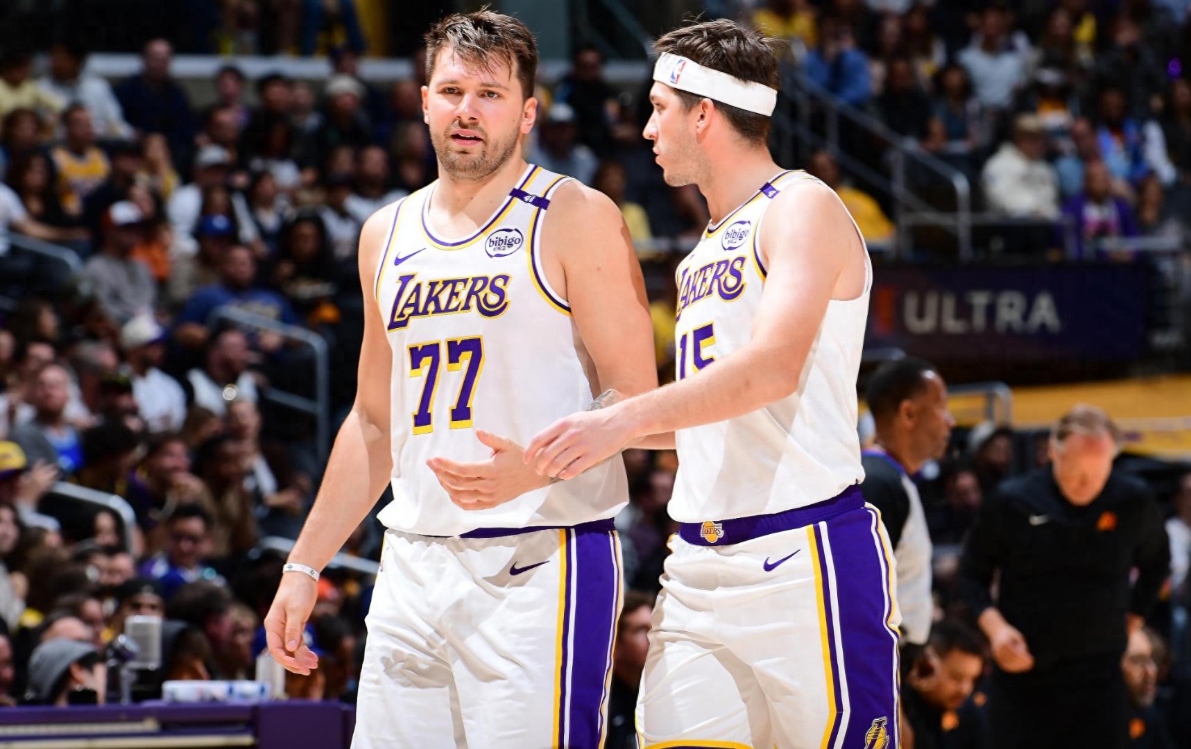 密尔沃基雄鹿发布备战花絮，赛前队长鼓劲，社区盾任务艰巨，心理建设被强调(密尔沃基雄鹿队总冠军)