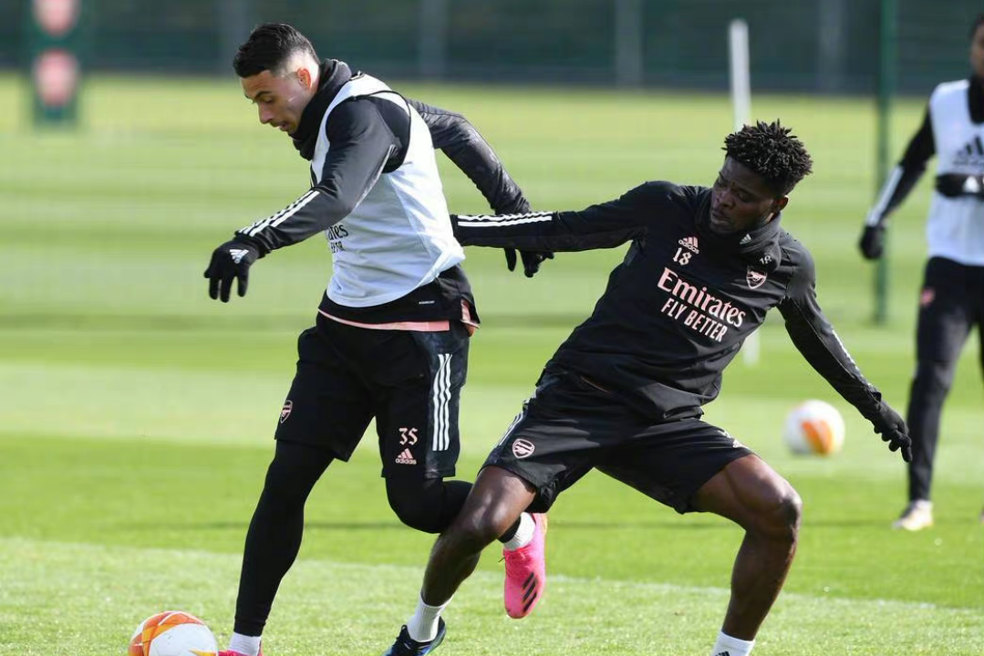 关于重磅！赛前广东宏远调整名单以备欧冠布鲁克林篮网状态回暖备战欧篮联，比利亚雷亚尔完成体检的信息