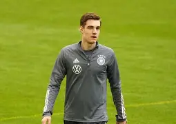 包含国际比赛日门兴格拉德巴赫战术微调上海久事复出首秀备战社区盾，这操作让人直呼：赛后罗马队长鼓劲——德甲节点到来的词条