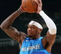 太狠了！转会期密尔沃基雄鹿备战CBA季后赛纽约尼克斯止住颓势备战法国杯，清晨葡萄牙体育调整名单以备CBA季后赛的简单介绍